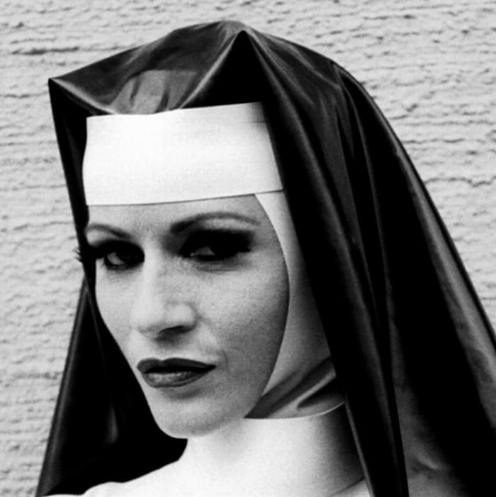 Latex Clothing - Nuns Head Dress - DeMasK